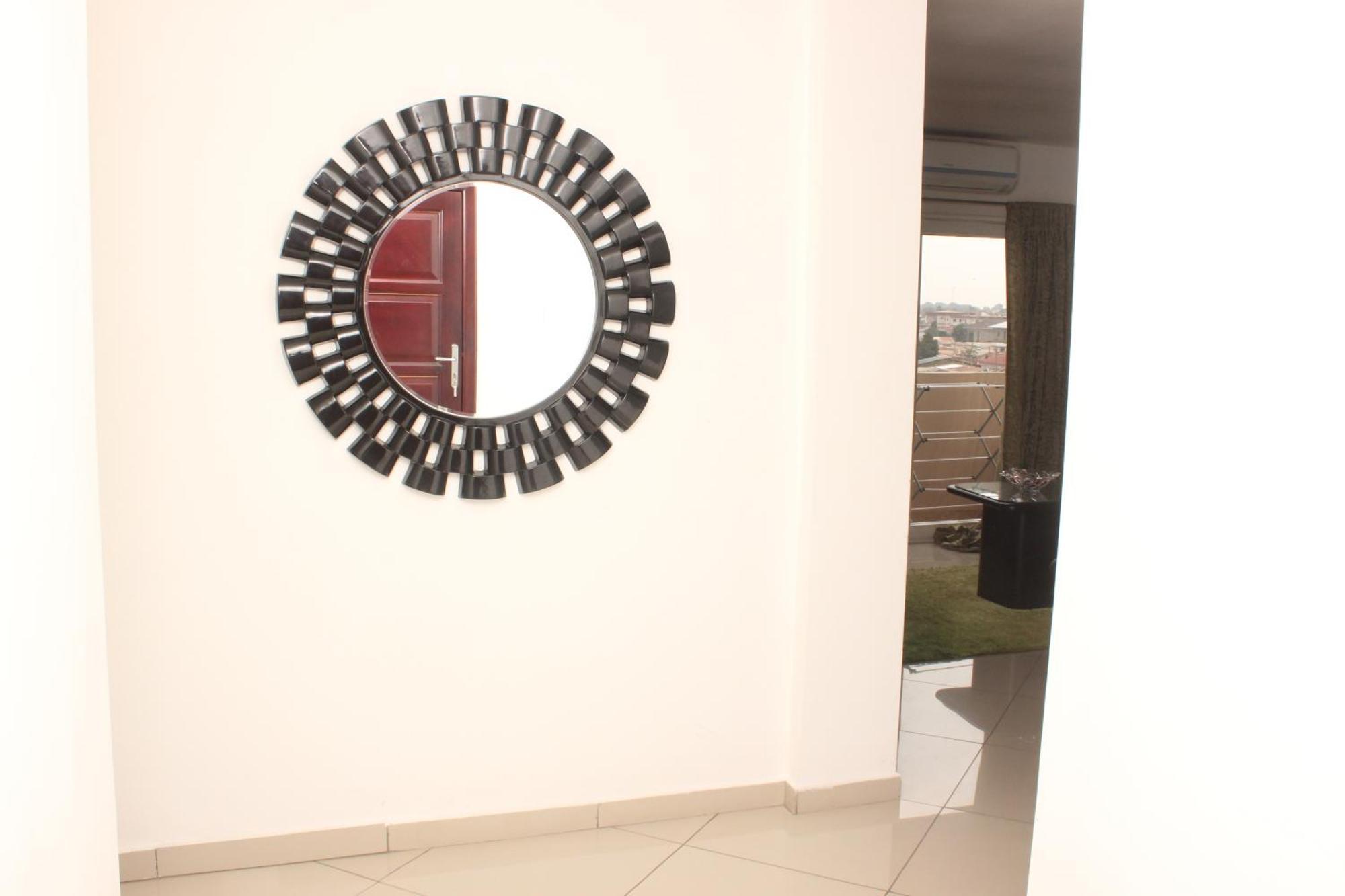 Accra Luxury Apartments Esterno foto