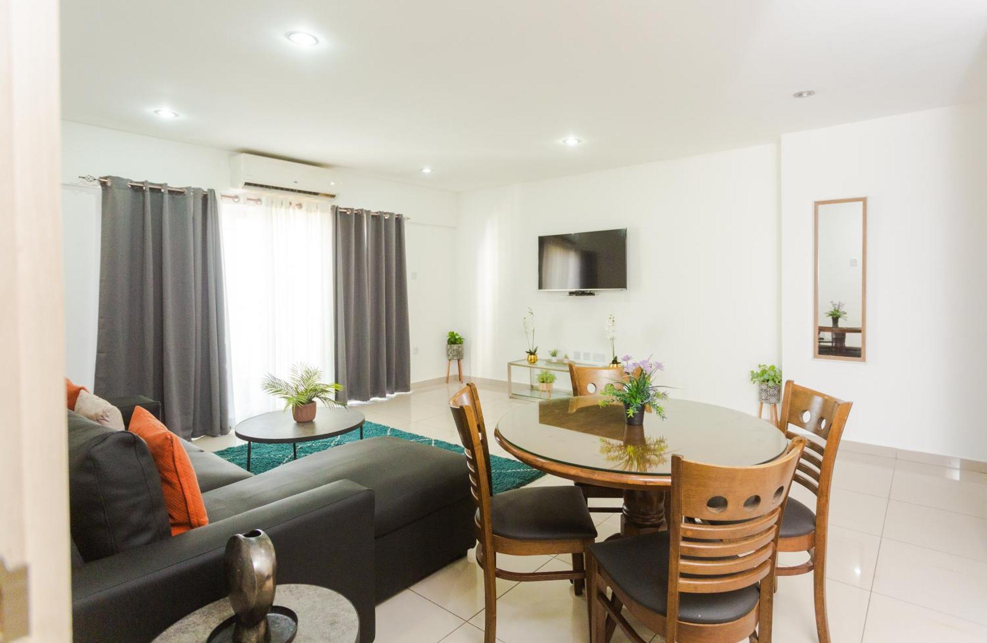 Accra Luxury Apartments Esterno foto